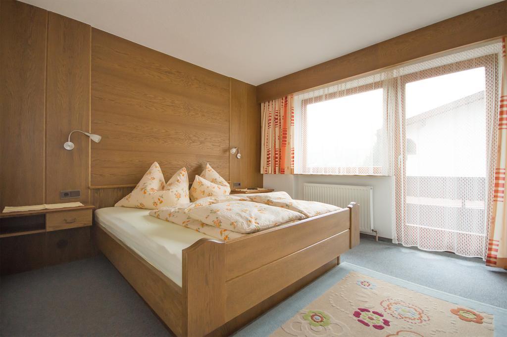 Hotel Haus Alpengruss à Sölden Chambre photo