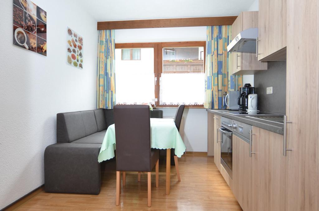 Hotel Haus Alpengruss à Sölden Chambre photo